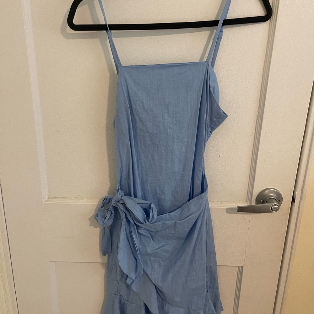 Light Blue Spaghetti Strap Open Back Dress